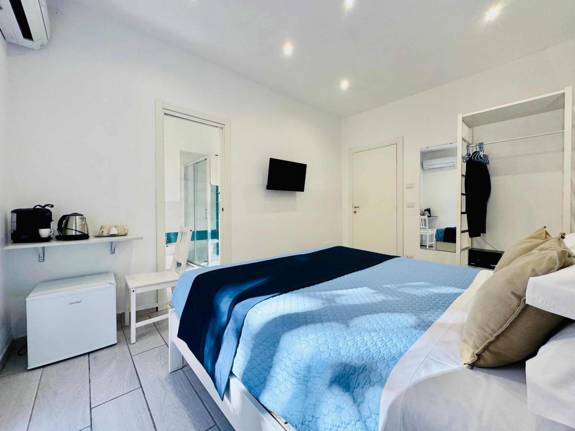 Yourhome - Blue Marina Rooms Sorrento Exteriör bild