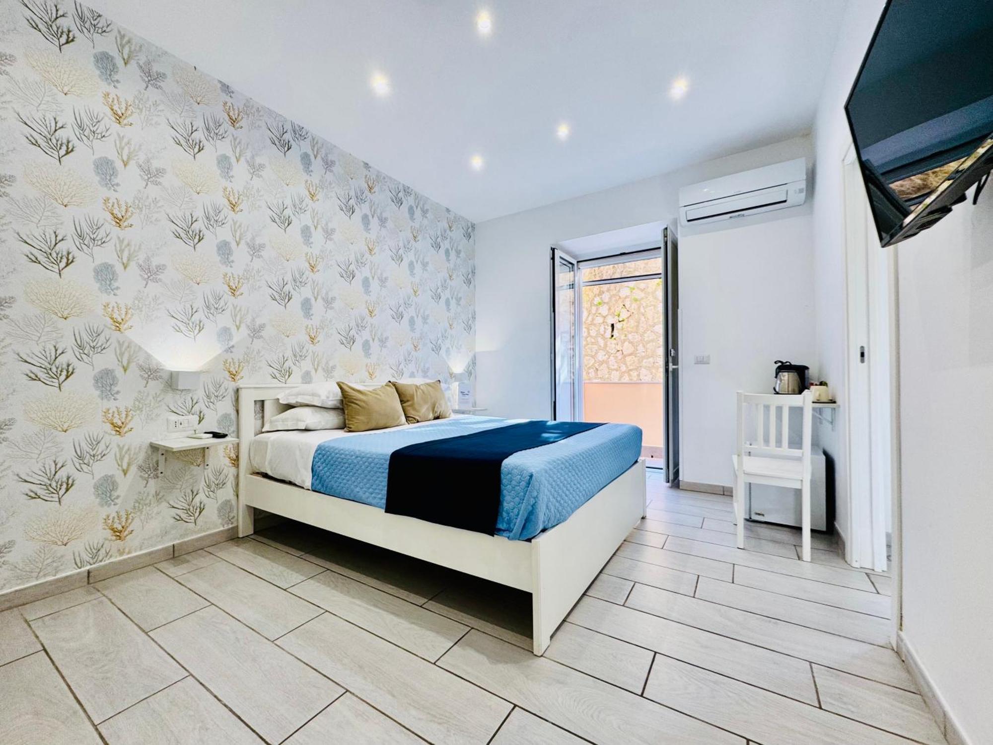Yourhome - Blue Marina Rooms Sorrento Exteriör bild